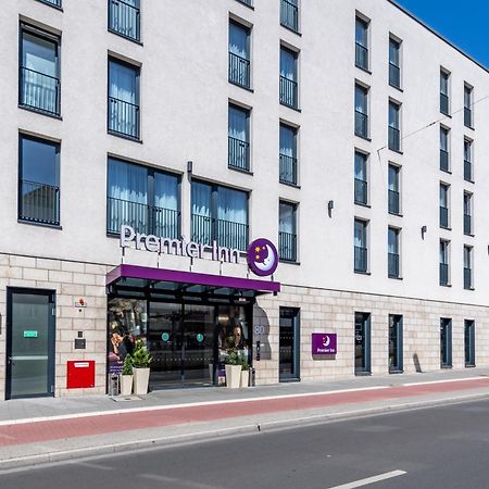 Premier Inn Duesseldorf City Centre Bagian luar foto